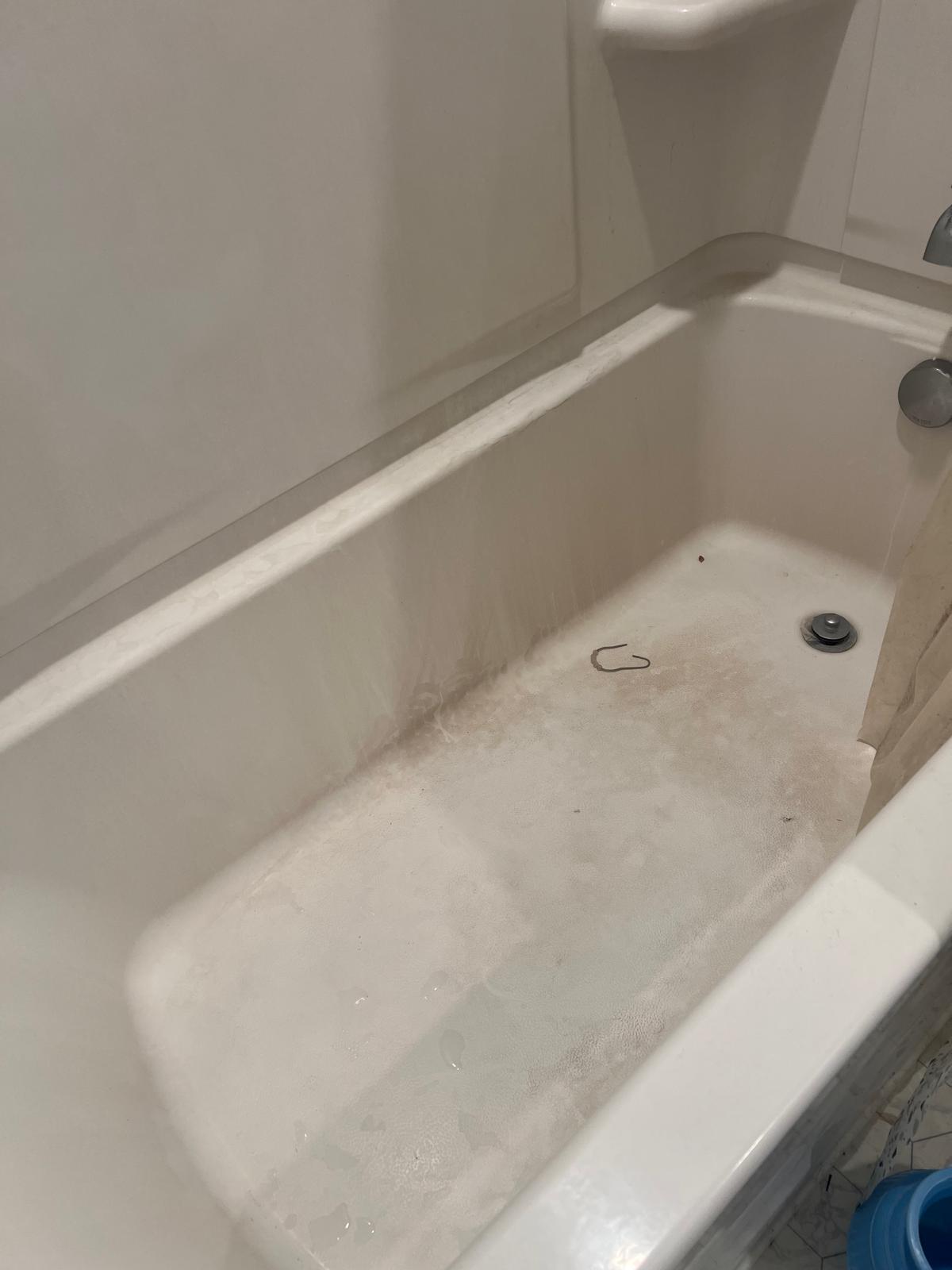 Before bathtub cleaning
